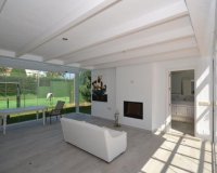 Resale - Villa - Marbella - Guadalmina Baja