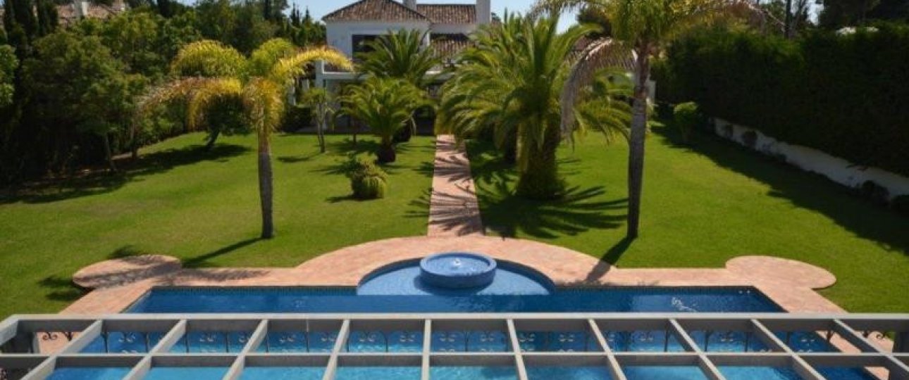 Resale - Villa - Marbella - Guadalmina Baja
