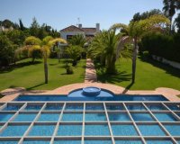 Resale - Villa - Marbella - Guadalmina Baja