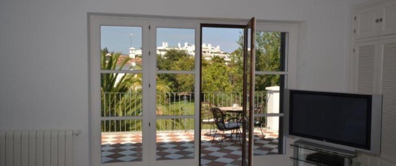 Resale - Villa - Marbella - Guadalmina Baja