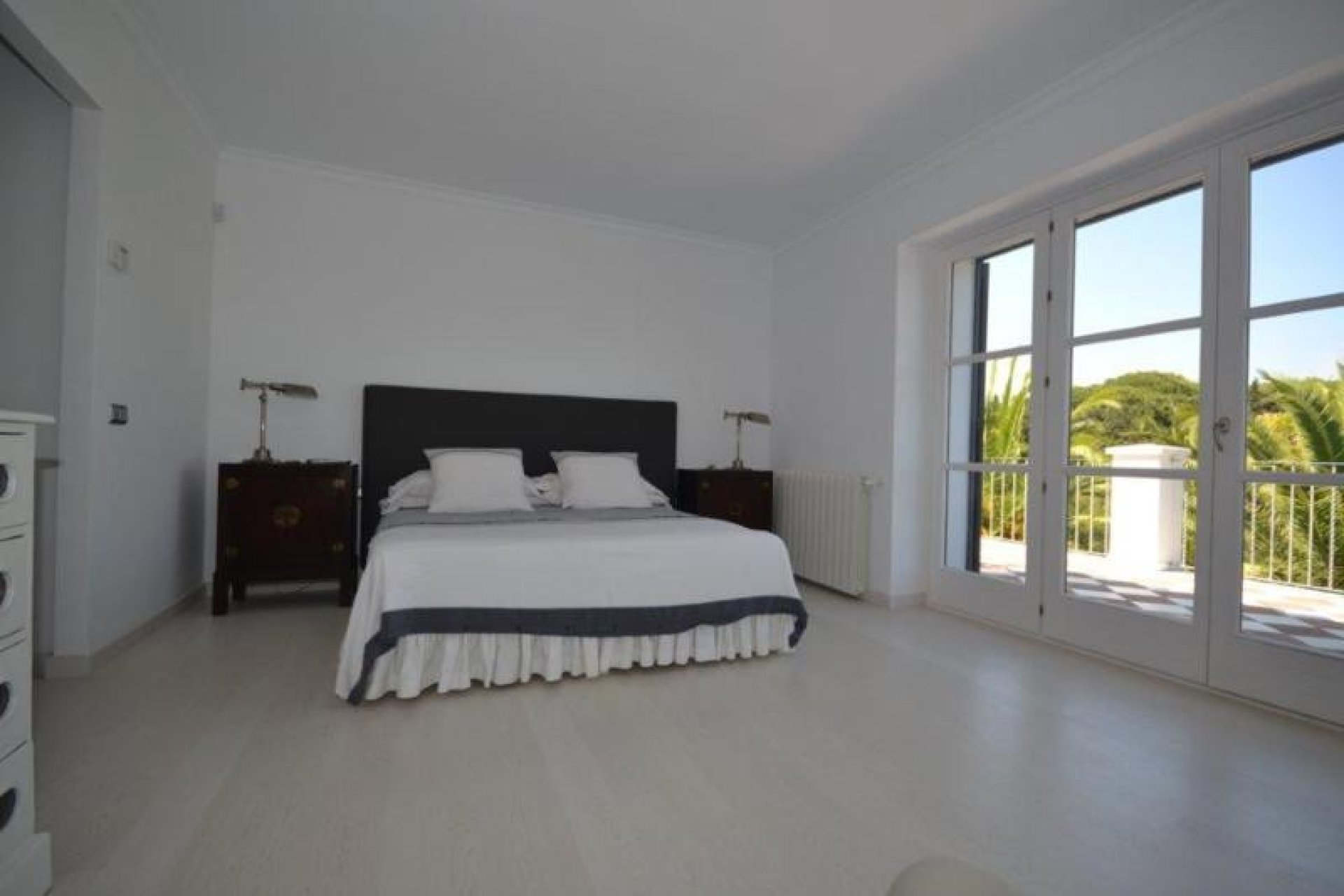 Resale - Villa - Marbella - Guadalmina Baja