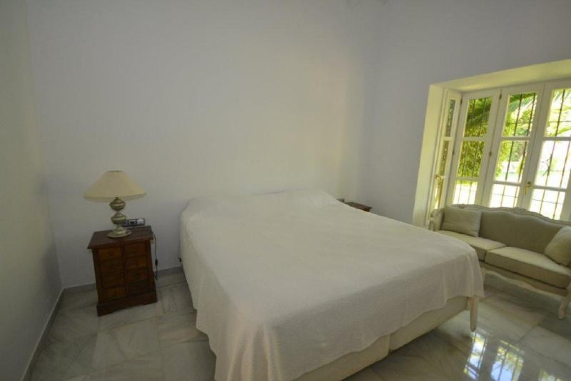 Resale - Villa - Marbella - Guadalmina Baja