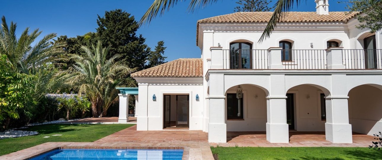 Resale - Villa - Marbella - Guadalmina Baja