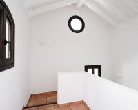 Resale - Villa - Marbella - Guadalmina Baja