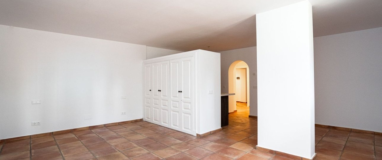 Resale - Villa - Marbella - Guadalmina Baja