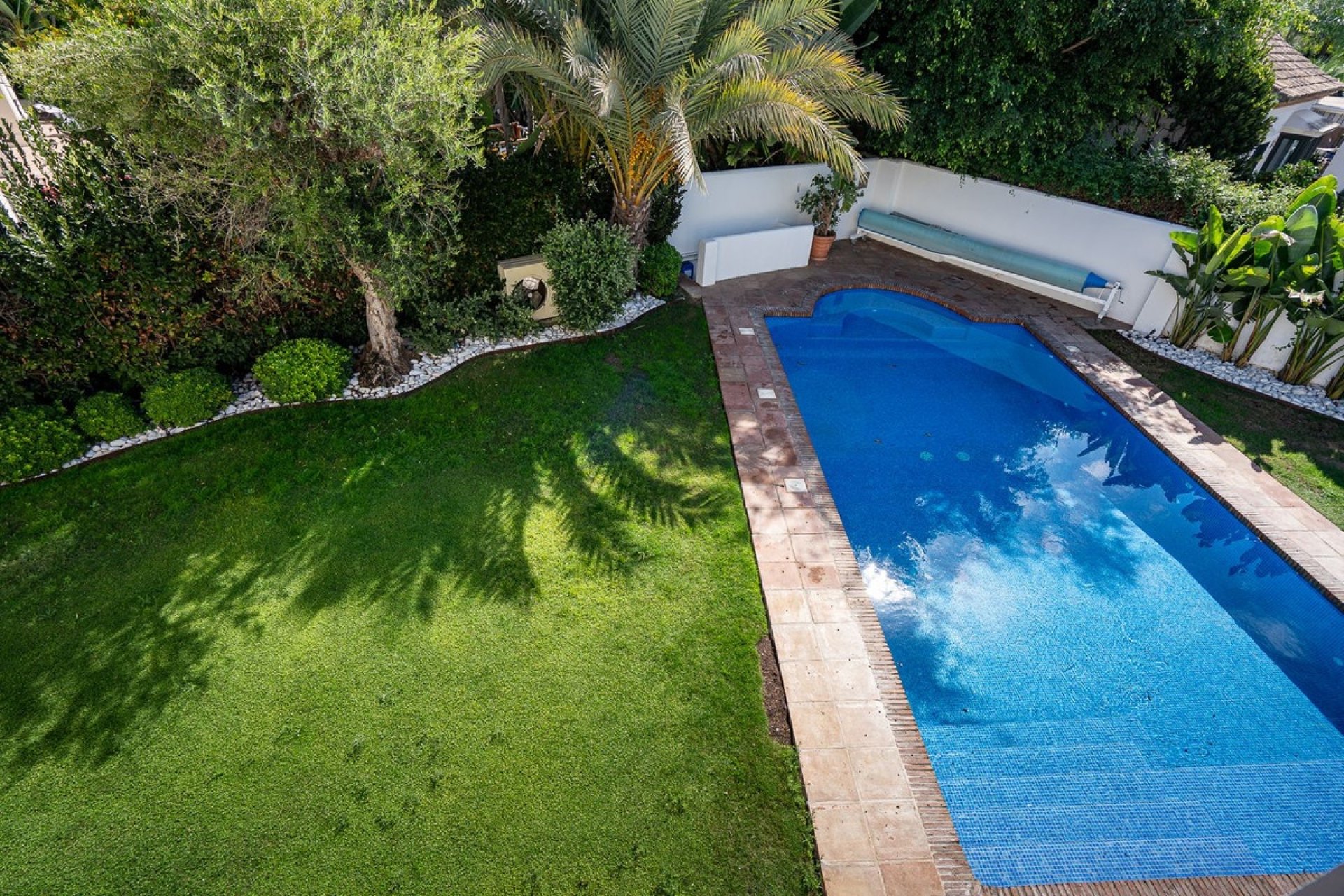 Resale - Villa - Marbella - Guadalmina Baja