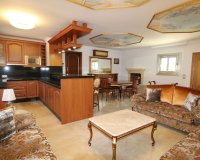 Resale - Villa - Marbella - Guadalmina Baja