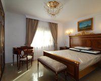Resale - Villa - Marbella - Guadalmina Baja