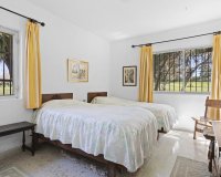 Resale - Villa - Marbella - Guadalmina Baja