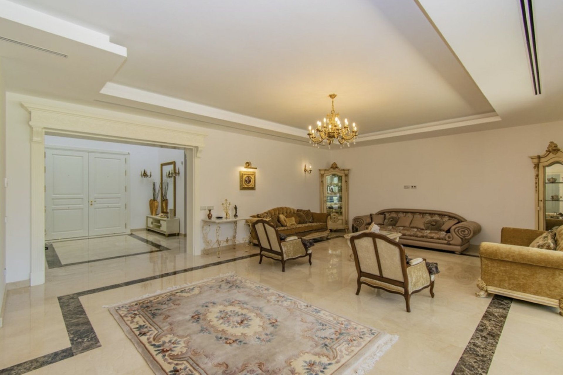 Resale - Villa - Marbella - Guadalmina Baja