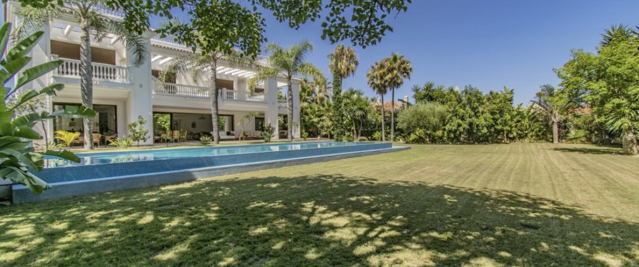 Resale - Villa - Marbella - Guadalmina Baja