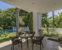 Resale - Villa - Marbella - Guadalmina Baja