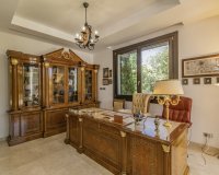 Resale - Villa - Marbella - Guadalmina Baja