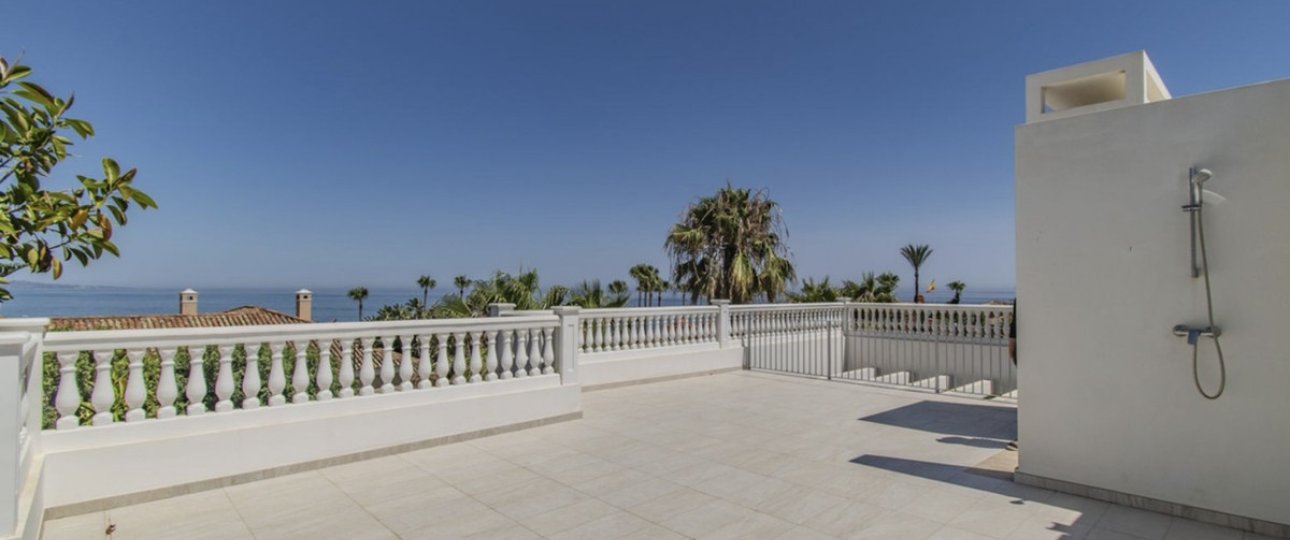Resale - Villa - Marbella - Guadalmina Baja