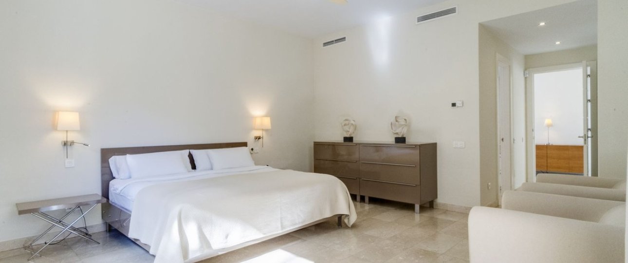 Resale - Villa - Marbella - Guadalmina Baja