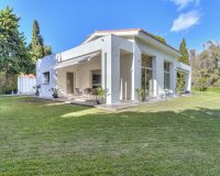 Resale - Villa - Marbella - Guadalmina Baja