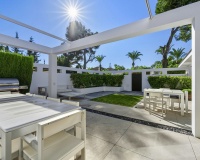 Resale - Villa - Marbella - Guadalmina Baja