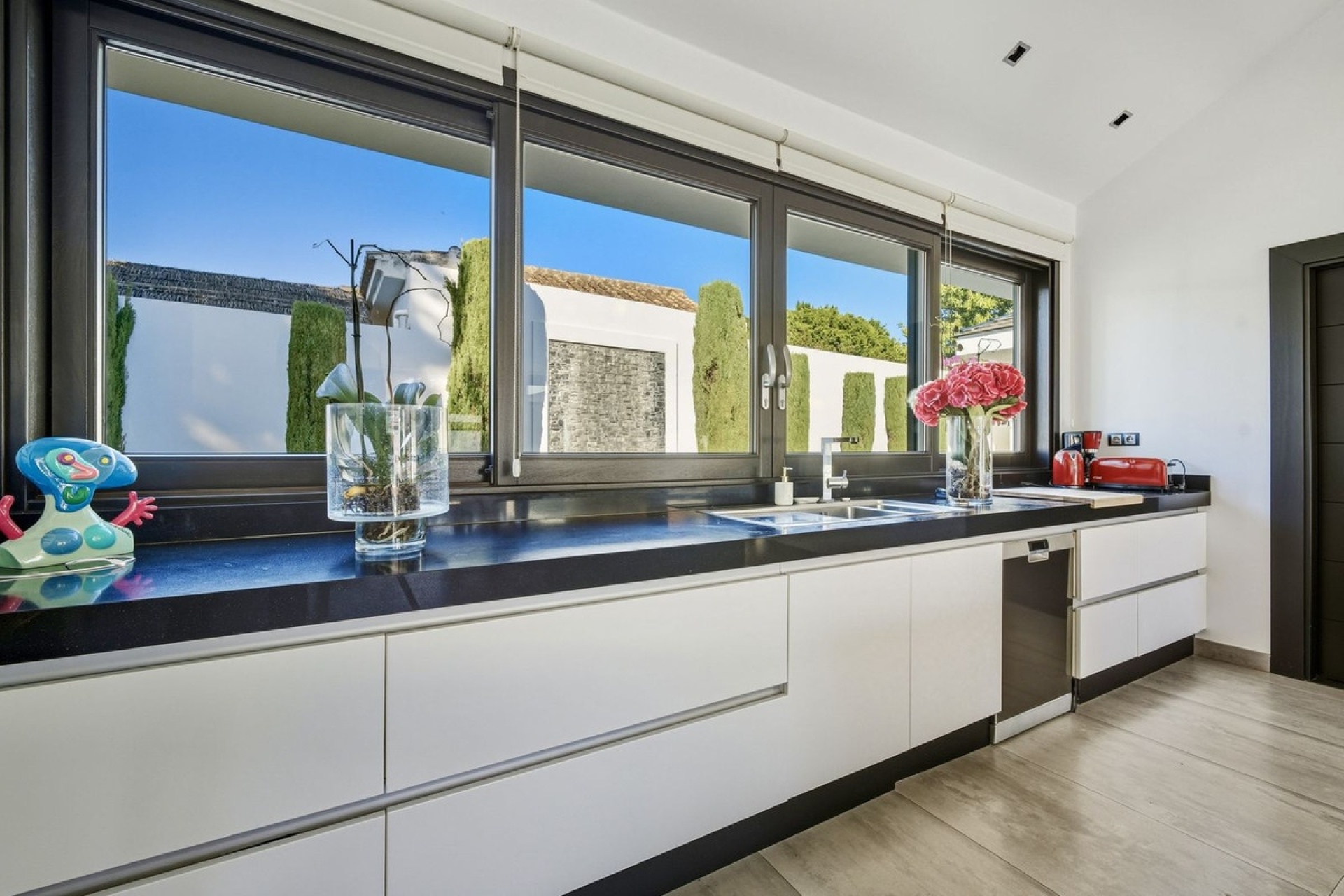Resale - Villa - Marbella - Guadalmina Baja