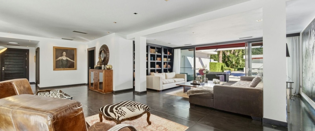 Resale - Villa - Marbella - Guadalmina Baja