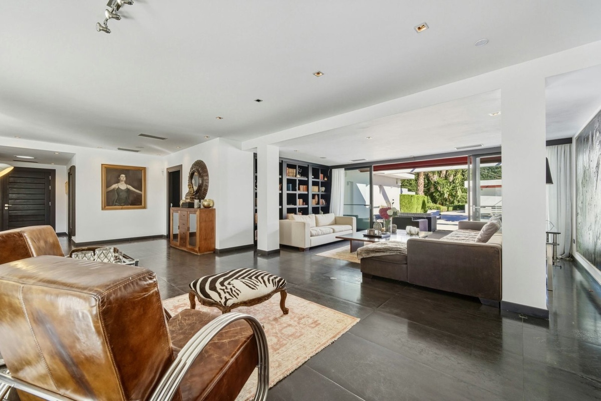 Resale - Villa - Marbella - Guadalmina Baja