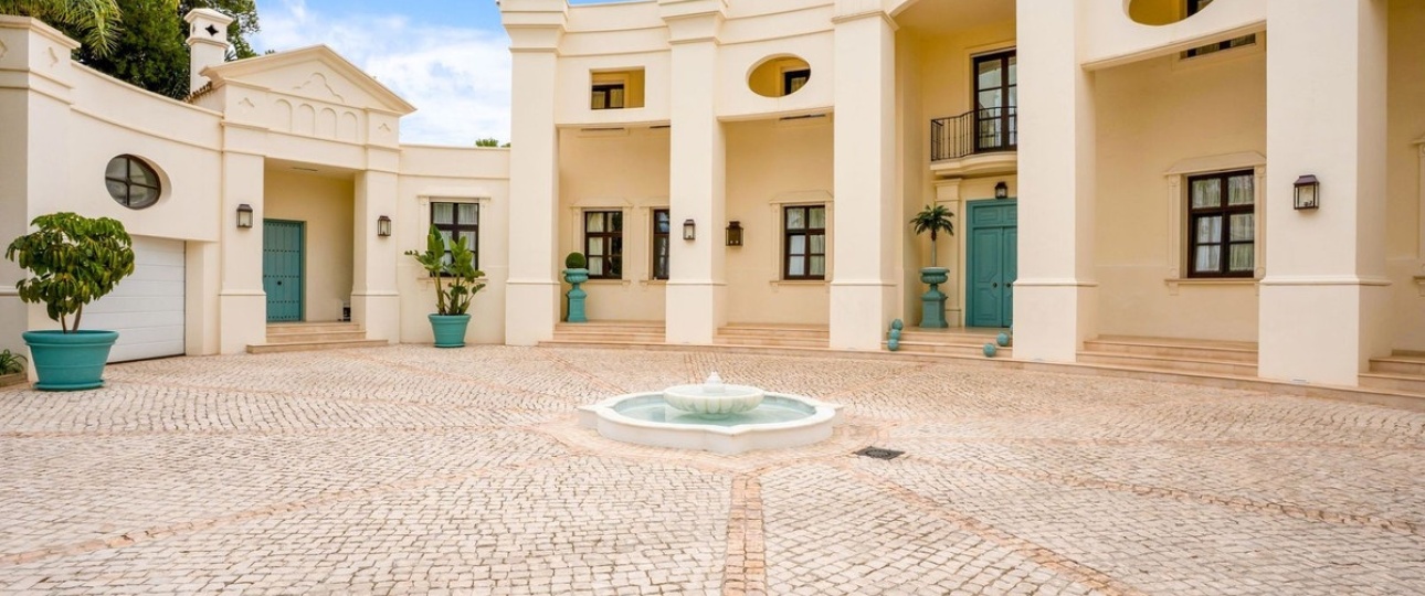 Resale - Villa - Marbella - Guadalmina Baja