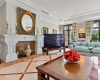 Resale - Villa - Marbella - Guadalmina Baja