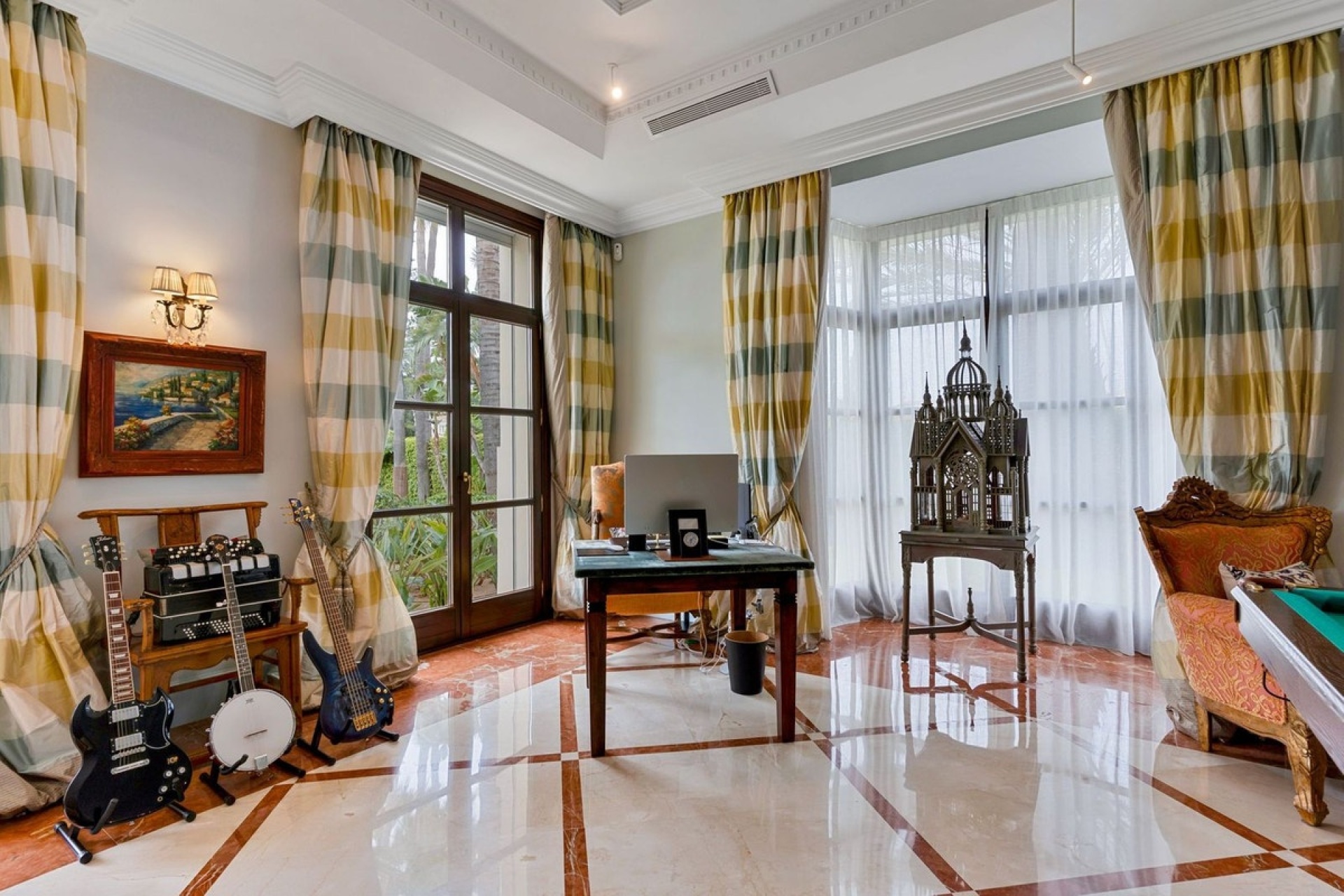 Resale - Villa - Marbella - Guadalmina Baja