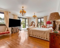 Resale - Villa - Marbella - Guadalmina Baja