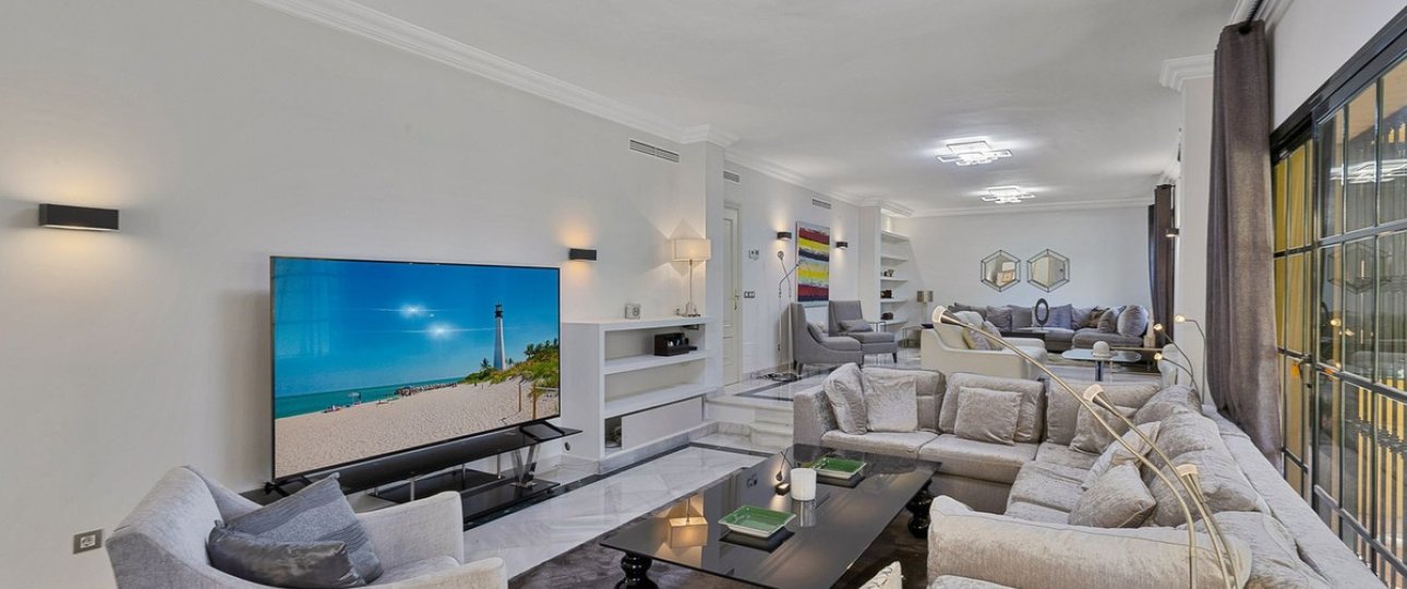 Resale - Villa - Marbella - Guadalmina Baja
