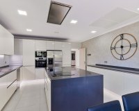 Resale - Villa - Marbella - Guadalmina Baja
