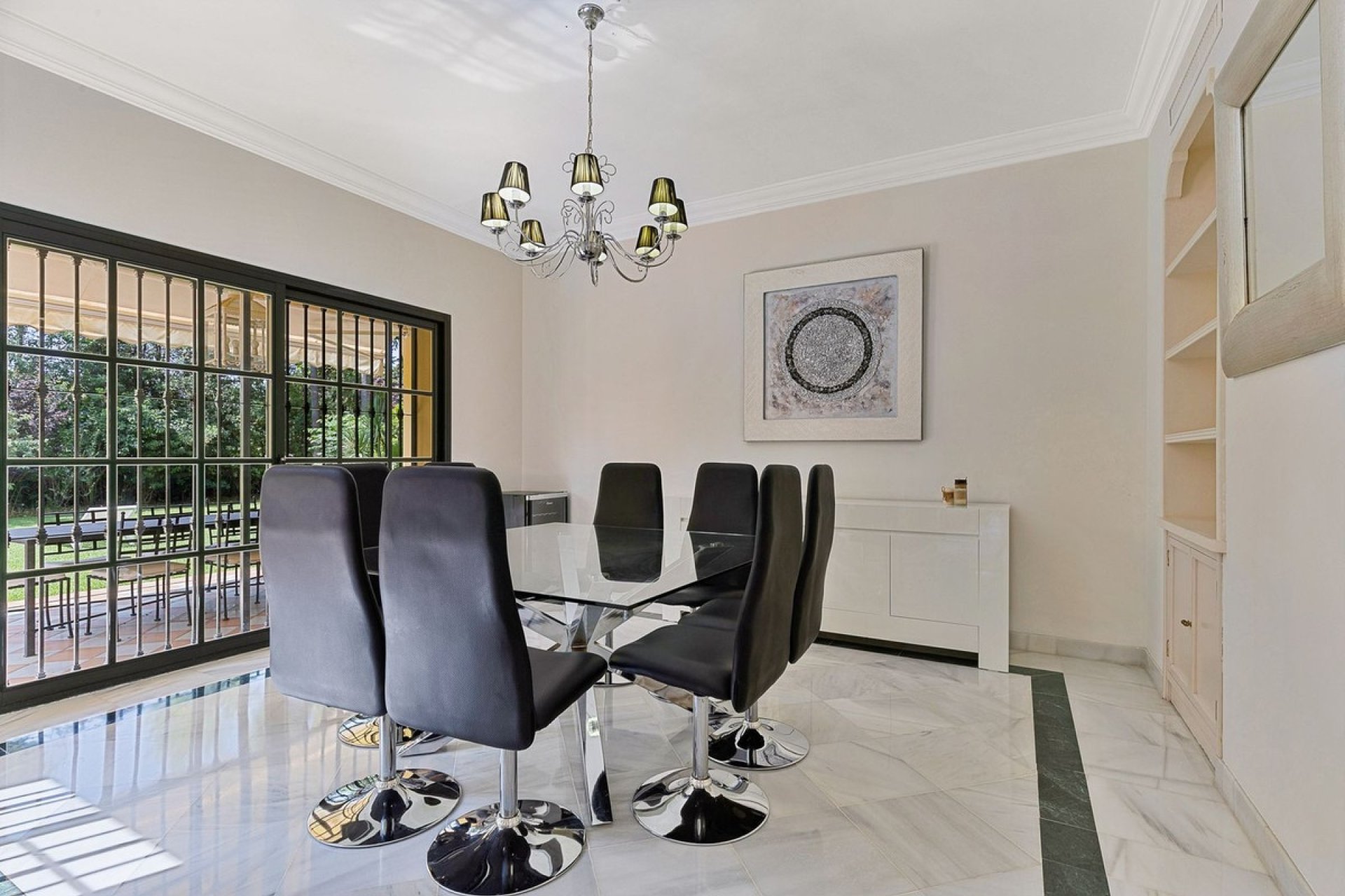Resale - Villa - Marbella - Guadalmina Baja