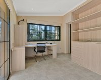 Resale - Villa - Marbella - Guadalmina Baja