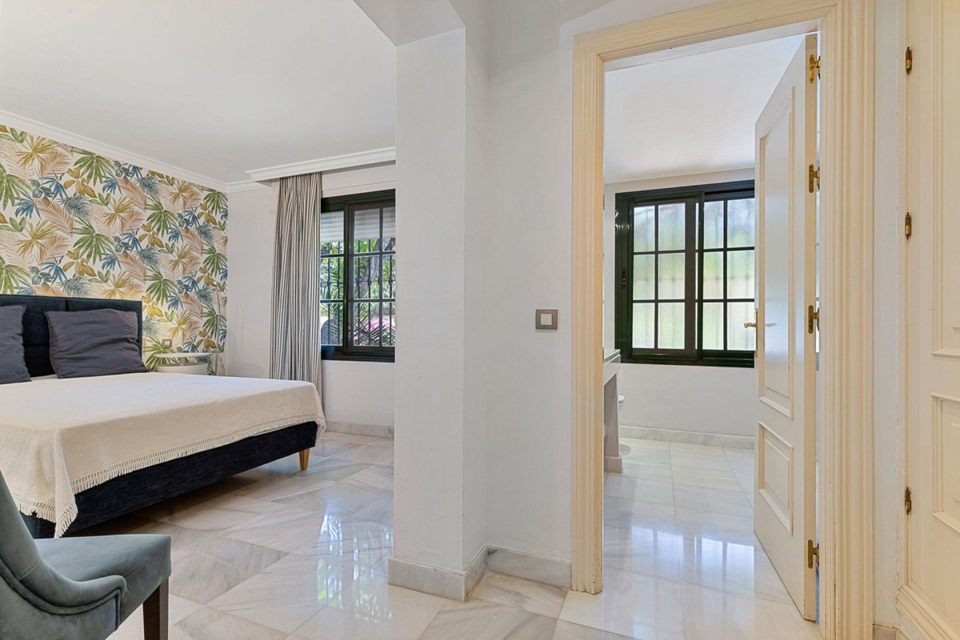 Resale - Villa - Marbella - Guadalmina Baja