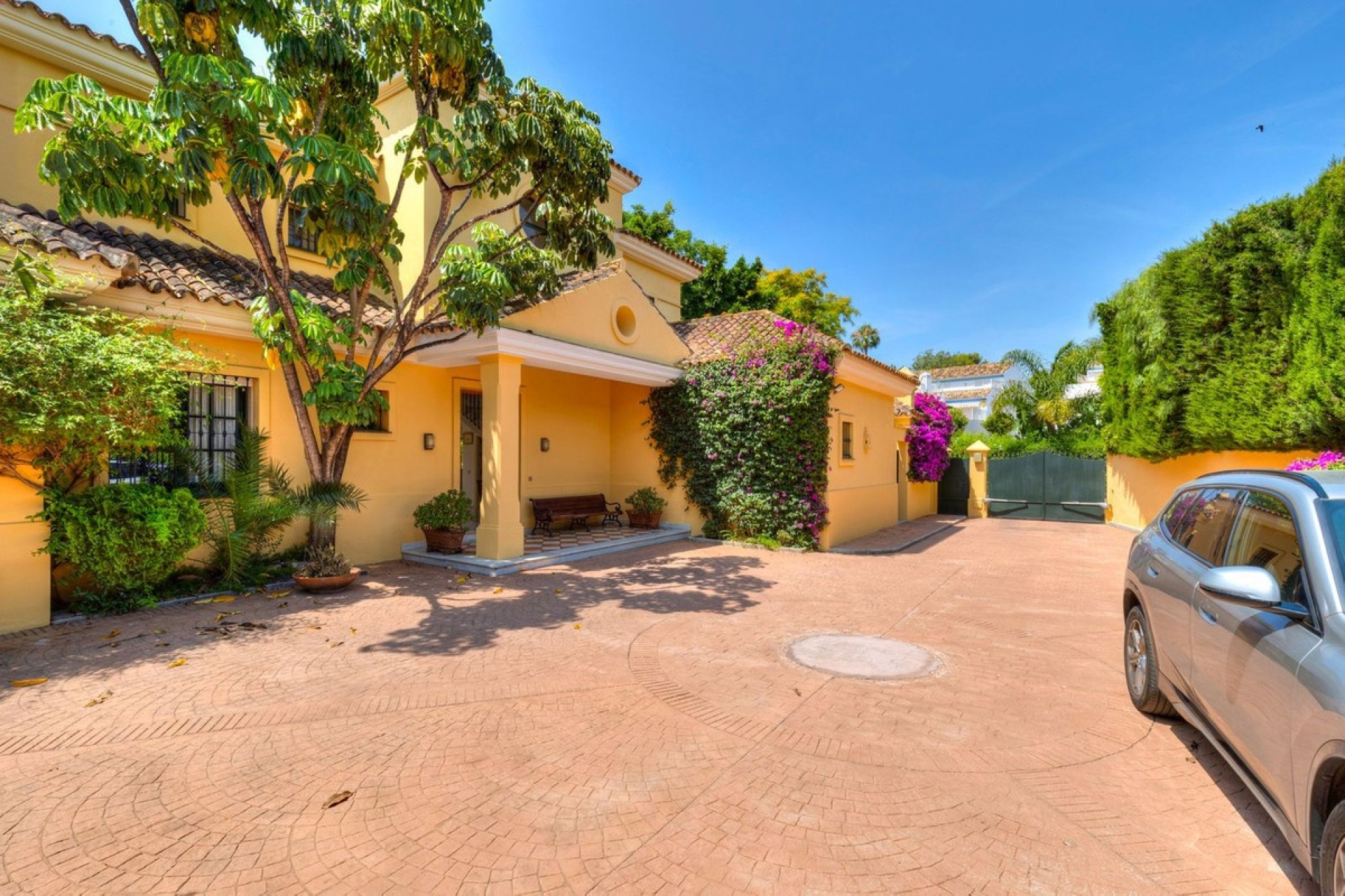 Resale - Villa - Marbella - Guadalmina Baja