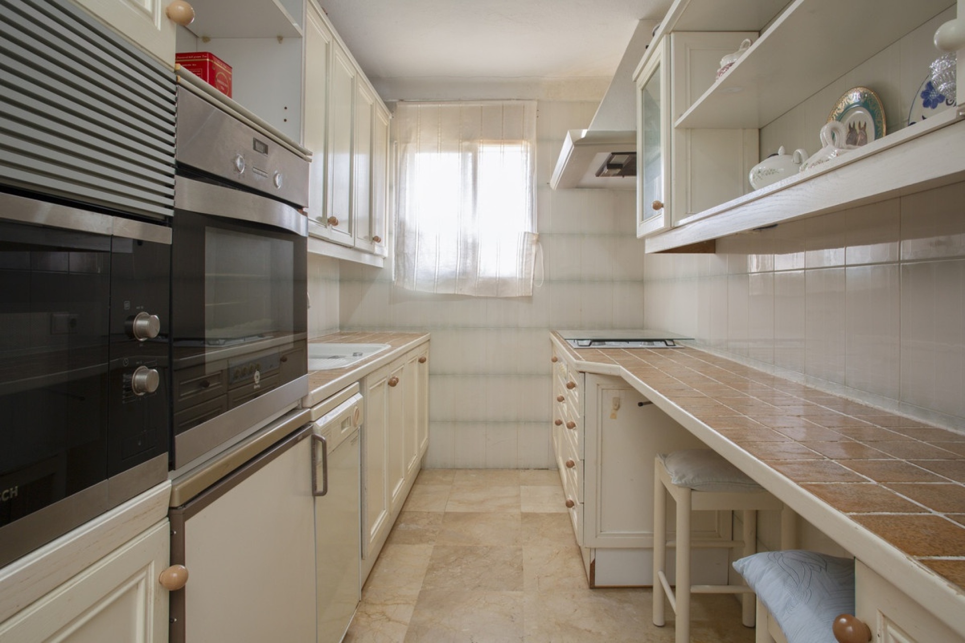 Resale - Villa - Marbella - Guadalmina Baja