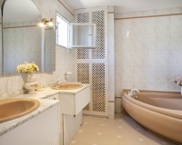 Resale - Villa - Marbella - Guadalmina Baja