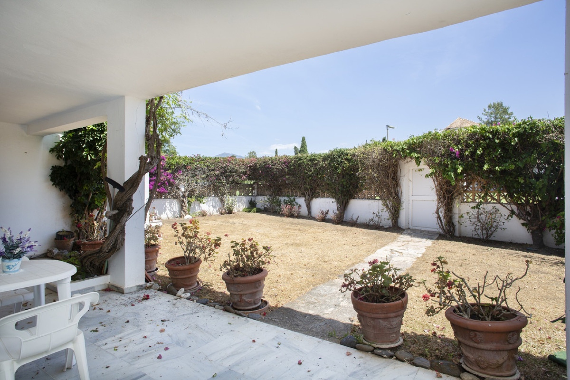 Resale - Villa - Marbella - Guadalmina Baja