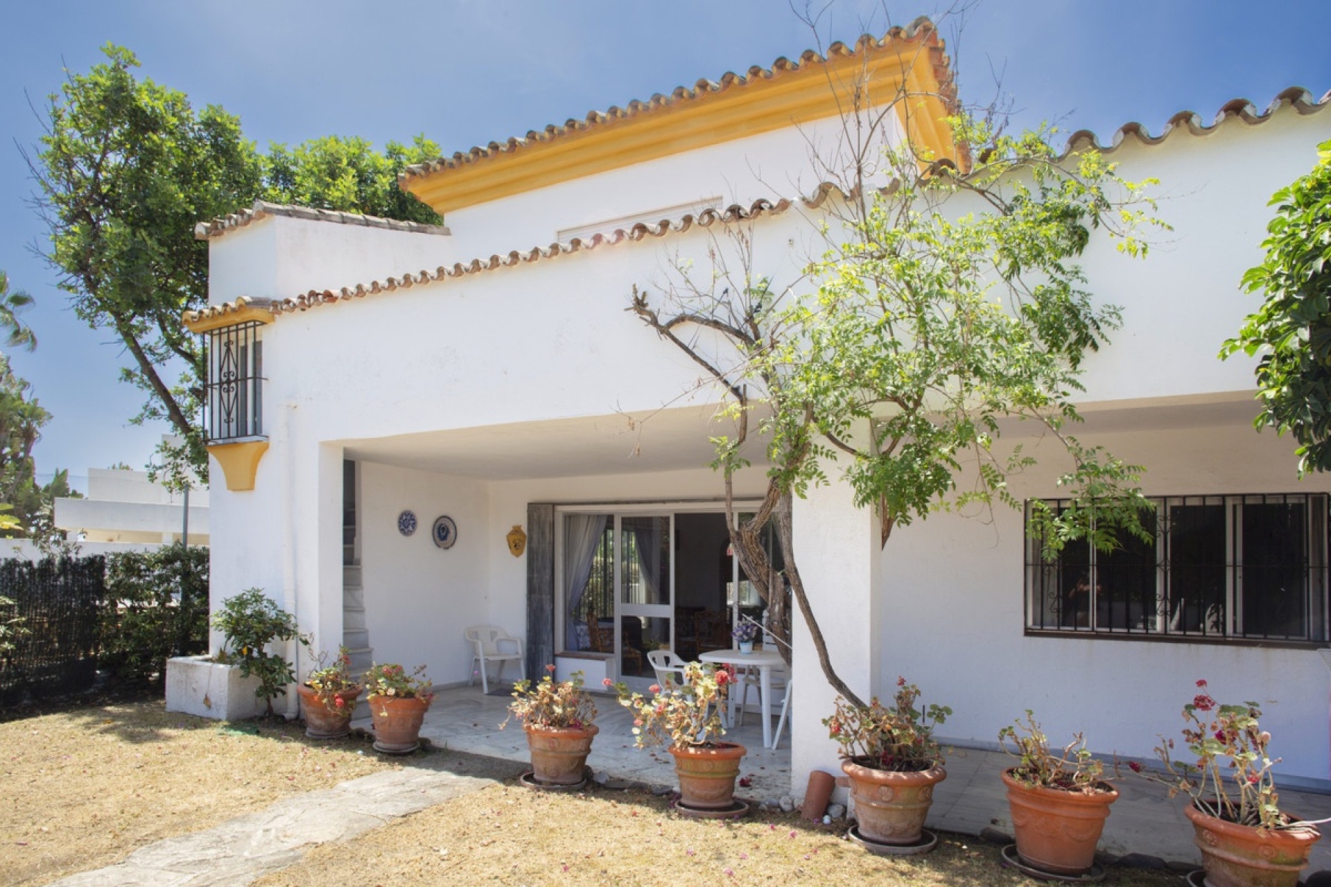 Resale - Villa - Marbella - Guadalmina Baja