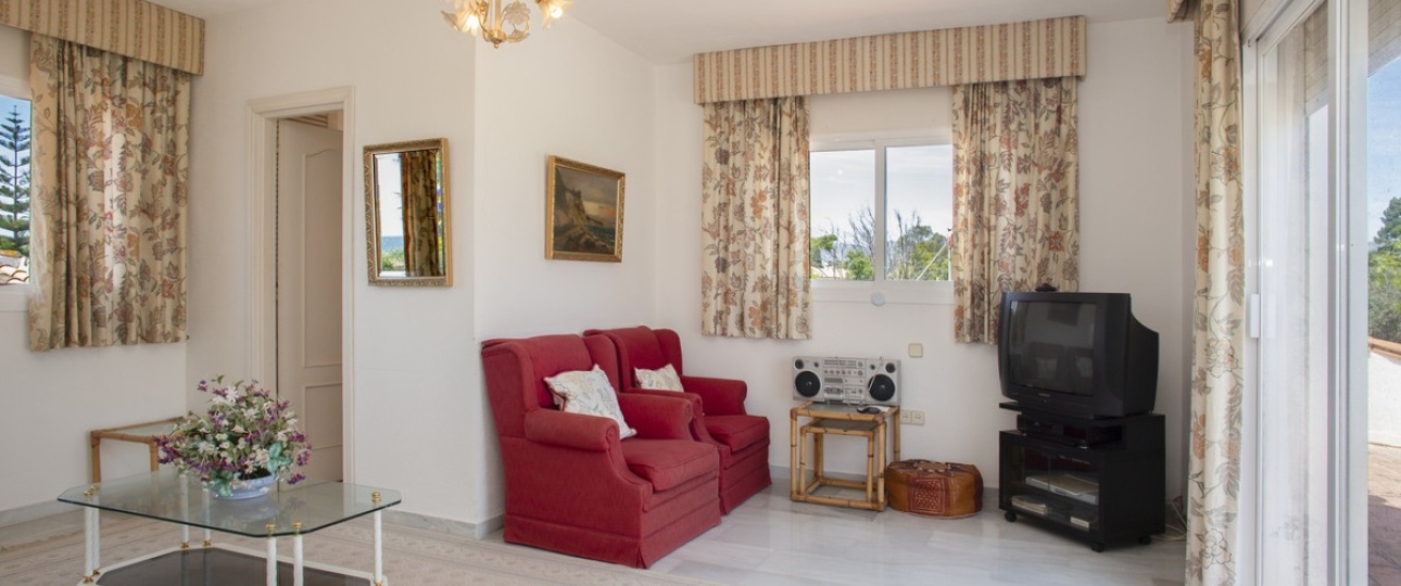 Resale - Villa - Marbella - Guadalmina Baja