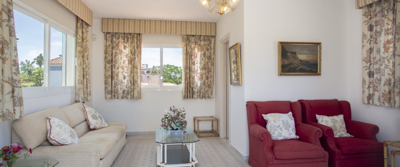 Resale - Villa - Marbella - Guadalmina Baja