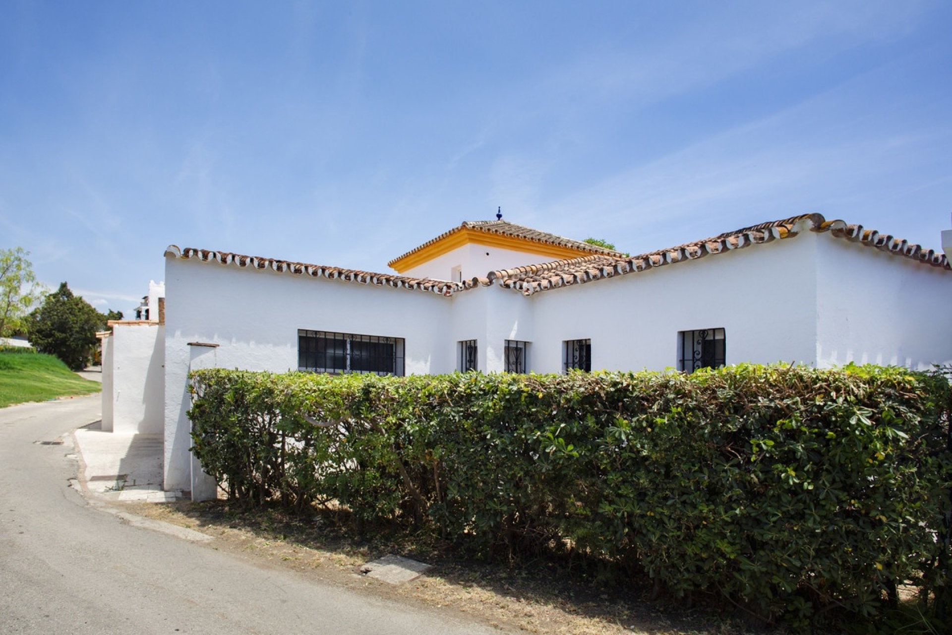 Resale - Villa - Marbella - Guadalmina Baja