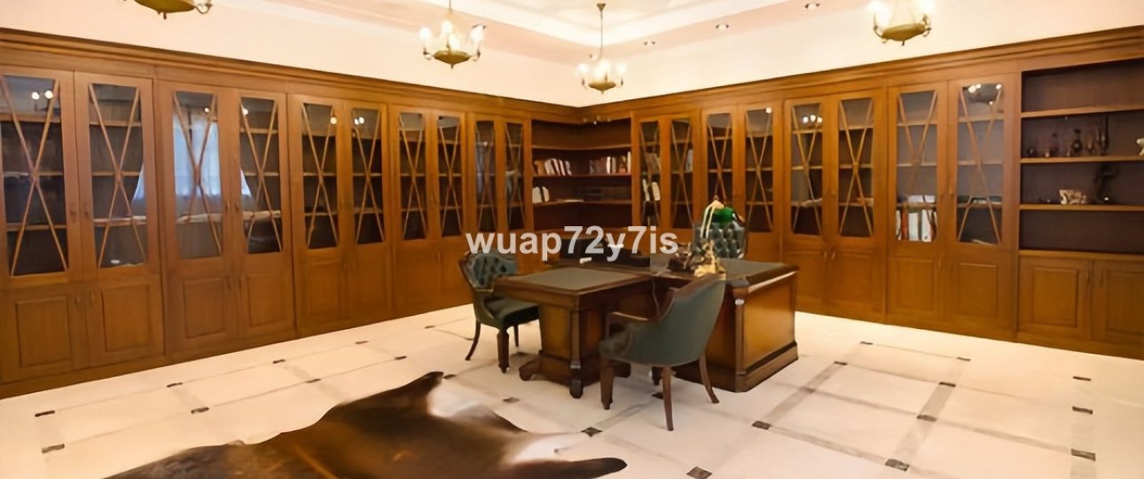 Resale - Villa - Marbella - Guadalmina Baja