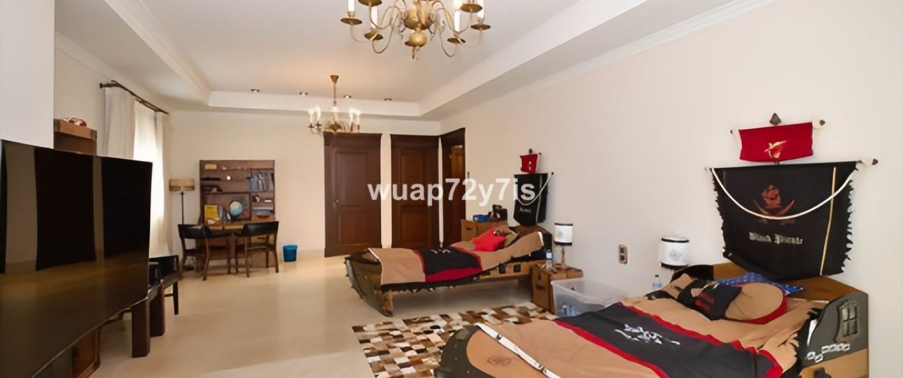 Resale - Villa - Marbella - Guadalmina Baja