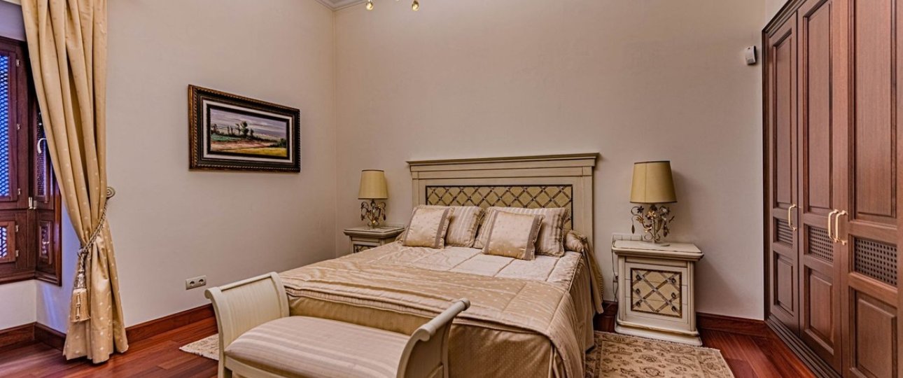 Resale - Villa - Marbella - Guadalmina Baja