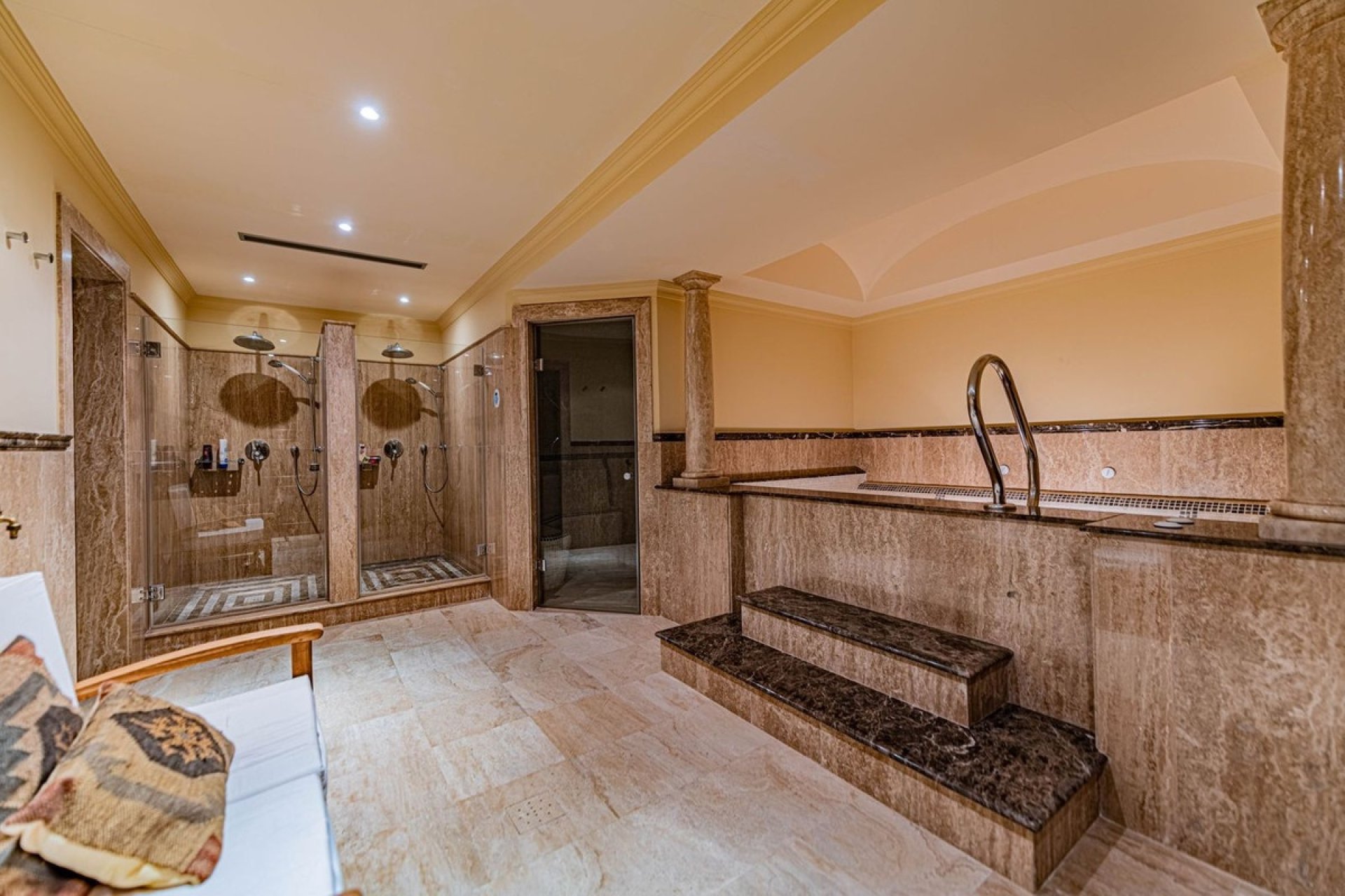 Resale - Villa - Marbella - Guadalmina Baja