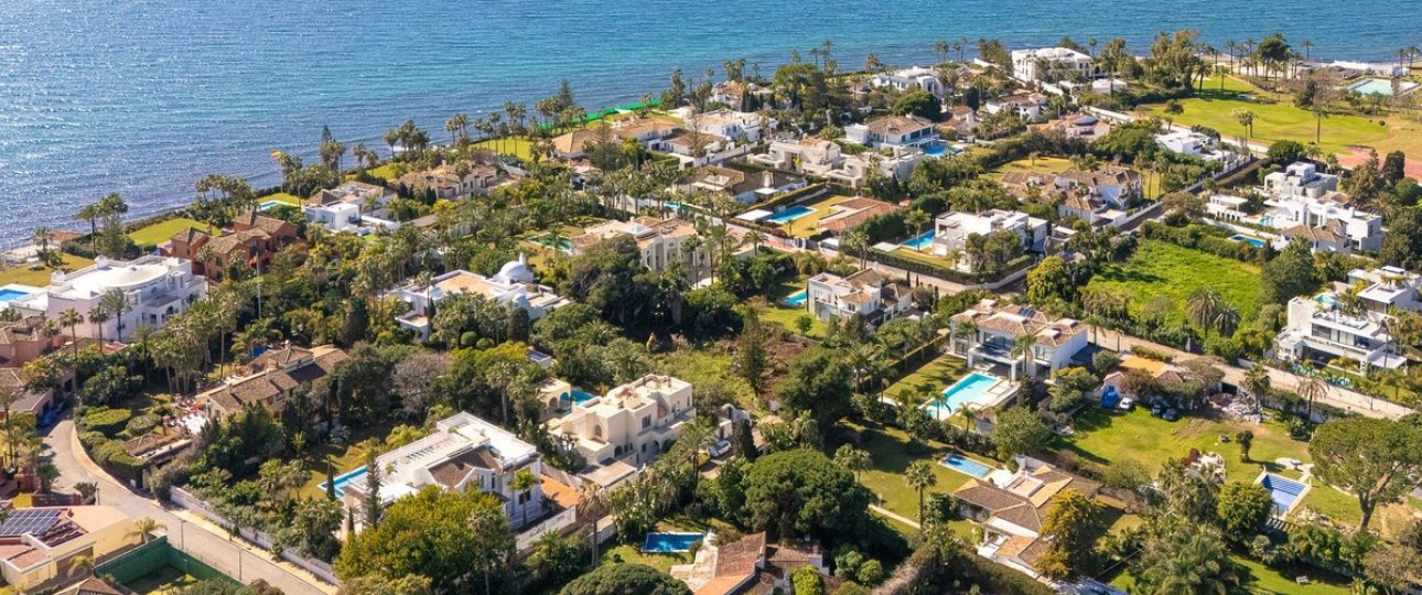 Resale - Villa - Marbella - Guadalmina Baja