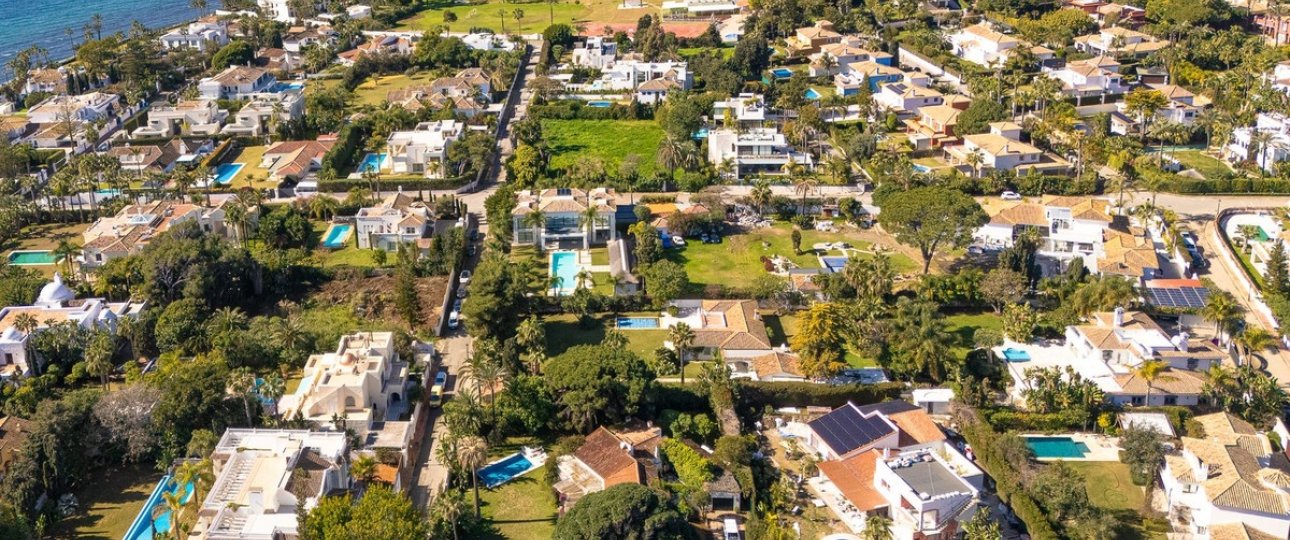 Resale - Villa - Marbella - Guadalmina Baja