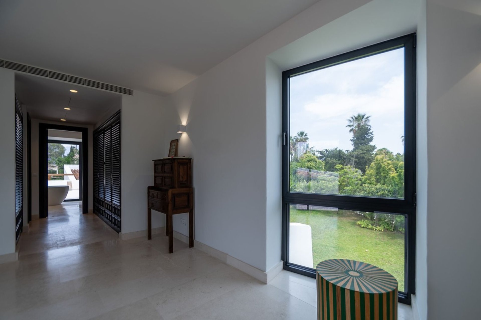 Resale - Villa - Marbella - Guadalmina Baja