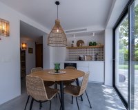 Resale - Villa - Marbella - Guadalmina Baja