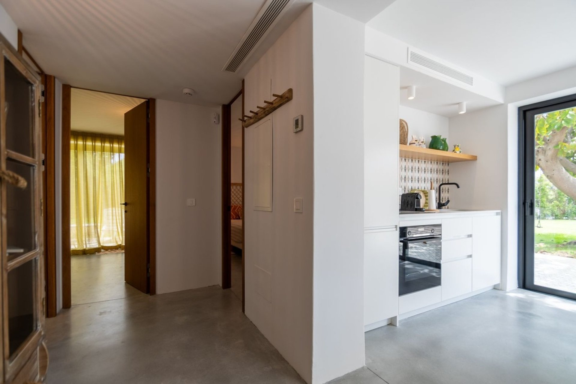 Resale - Villa - Marbella - Guadalmina Baja
